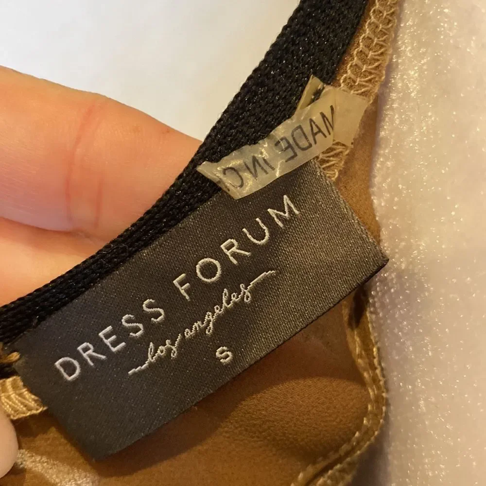 Dress Forum Velvet and sequins tank - Picture 9 of 12